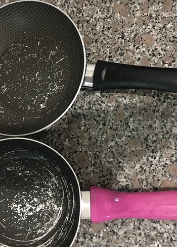 Pembe ve Siyah Teflon Kaplama Tava Seti