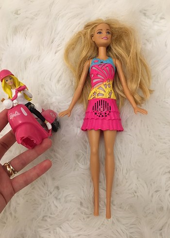 Renkli Pembe Barbie Bebek