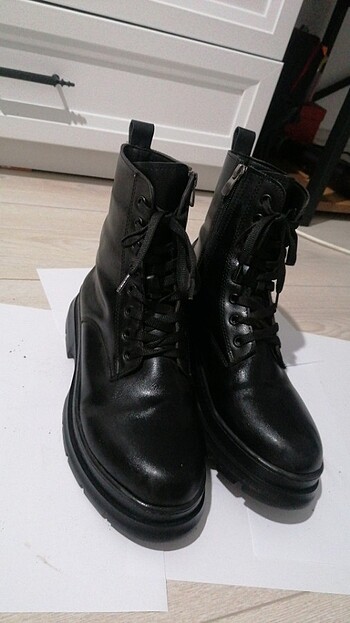 kadın siyah bot - Görsel 4