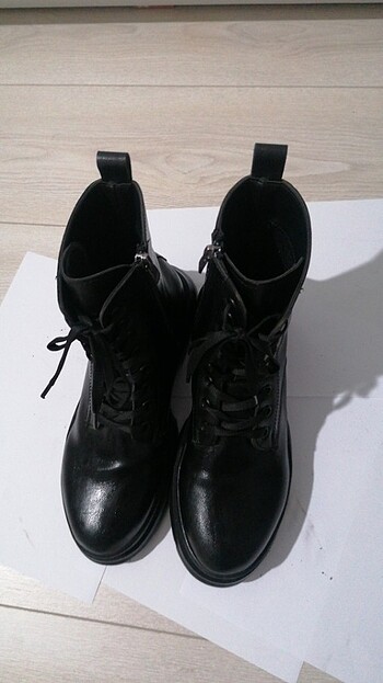kadın siyah bot - Görsel 5