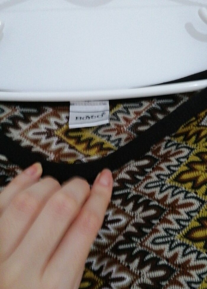 kadın desenli bluz - Görsel 4