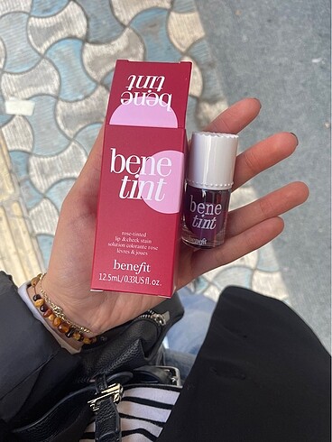 Benefit tint