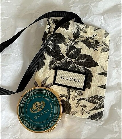 Gucci dudak balmı - Görsel 2