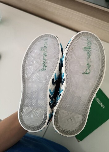 24 Beden lacivert Renk Benetton converse ayakkabı
