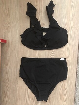 Bikini Takımı Lc Waikiki Bikini %20 İndirimli - Gardrops