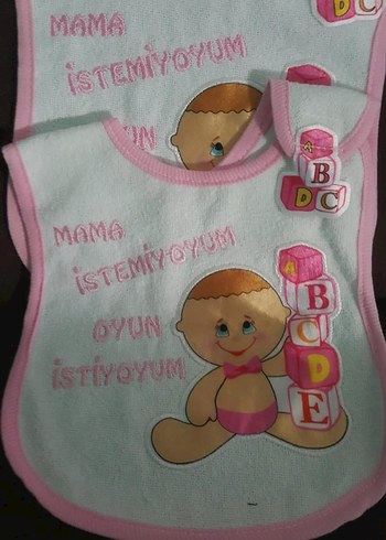 Pembe Baskılı Bebek Önlüğü - Görsel 4