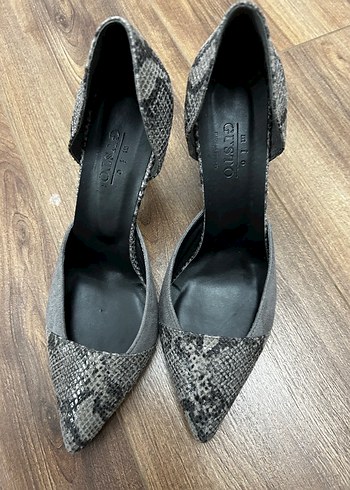 Gri Yılan Desenli Süet Stiletto - Görsel 3