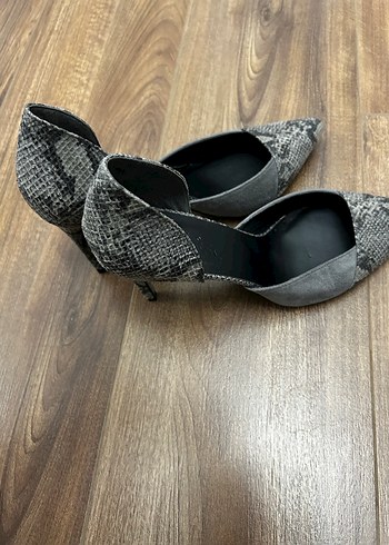 Gri Yılan Desenli Süet Stiletto - Görsel 7