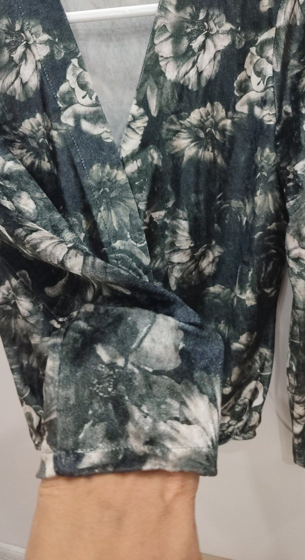 Haki kruvaze Uzun Kollu  Desenli Bluz - Görsel 3