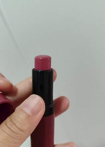  Beden kırmızı Renk gül kurusu ruj