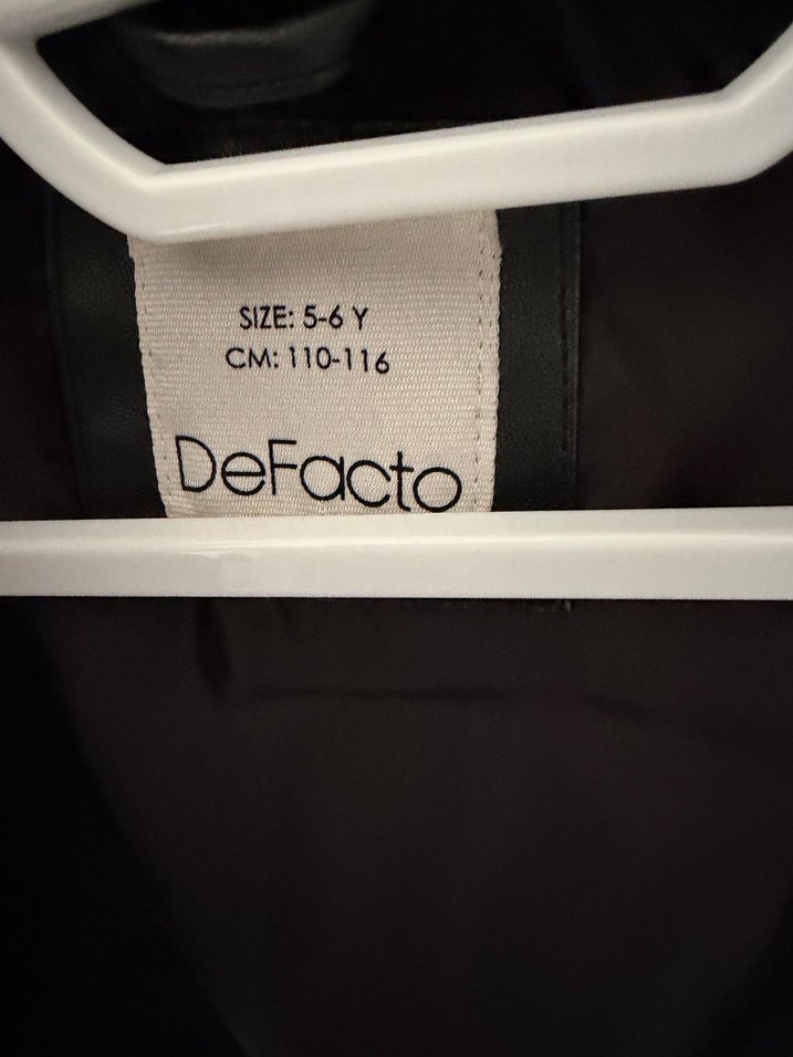 Düğmeli Siyah Deri çocuk Yelek - Görsel 3