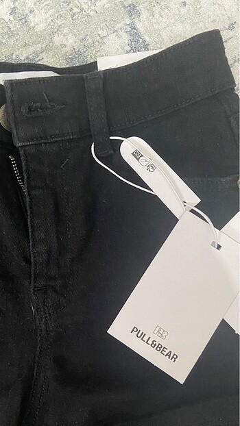 Pull and Bear Pull&Bear şort