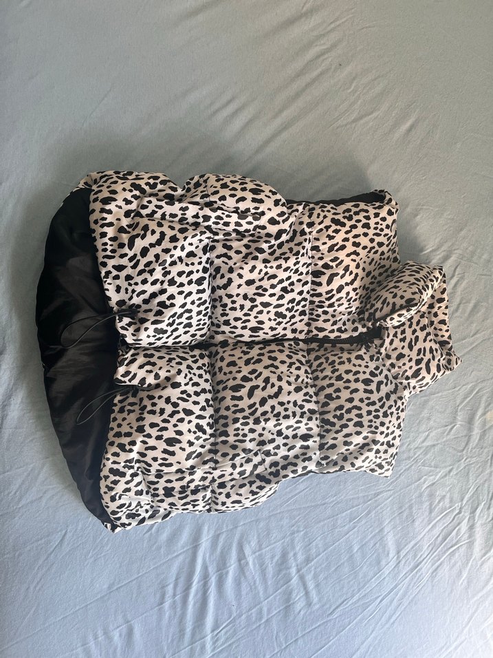 Leopar Desenli Kadın Şişme Yelek - Görsel 2