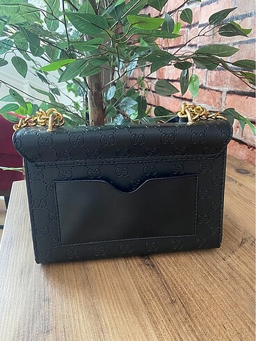  Beden Gucci çantan