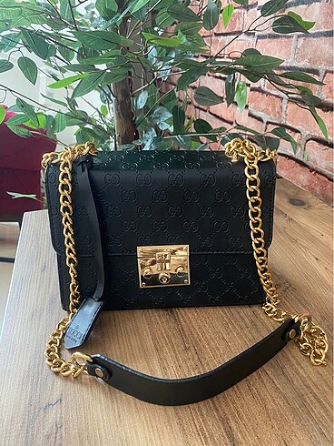 Diğer Gucci çantan