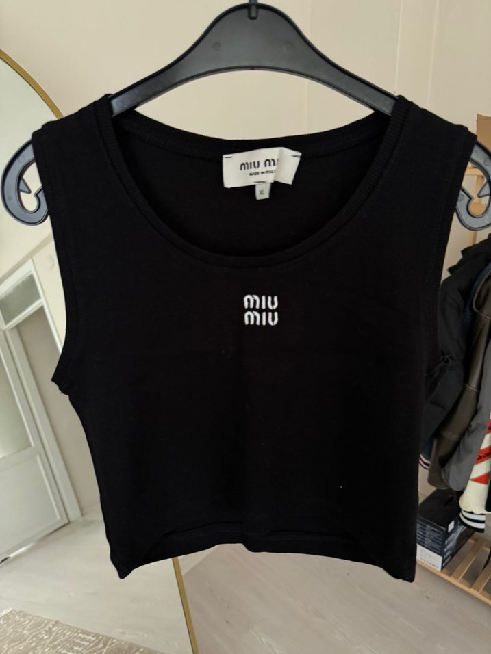 Miu Miu Siyah Crop - Görsel 2