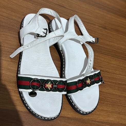 gucci sandalet
