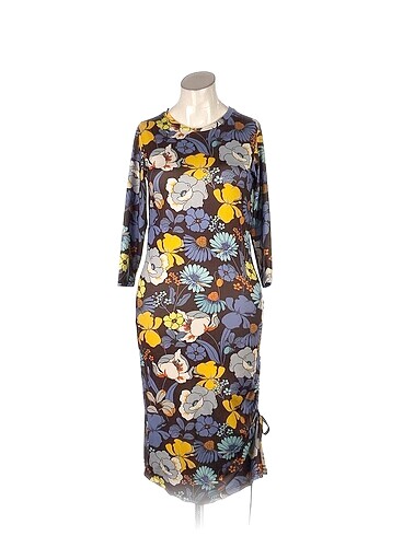 PreLoved Günlük Elbise %70 İndirimli.
