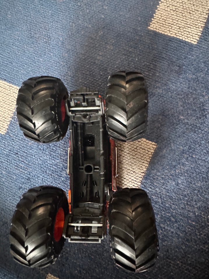 Kırmızı Hot Wheels Oyuncak Araba - Görsel 5