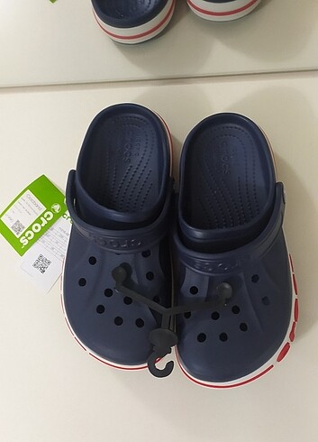 Crocs Cross