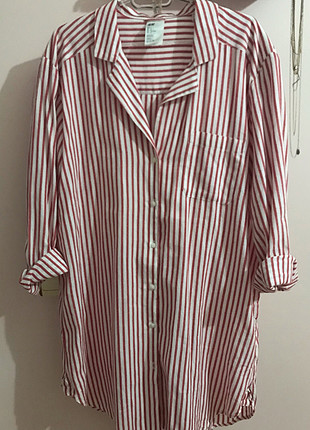 H&M kırmızı çizgili gömlek