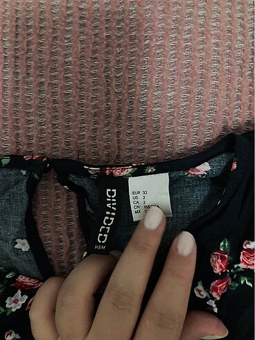 32 Beden H&M çiçekli kısa elbise