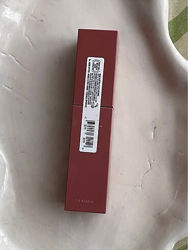 Maybelline New York Super Stay Vinyl Ink Uzun Süre Kalıcı Likit  - Görsel 2