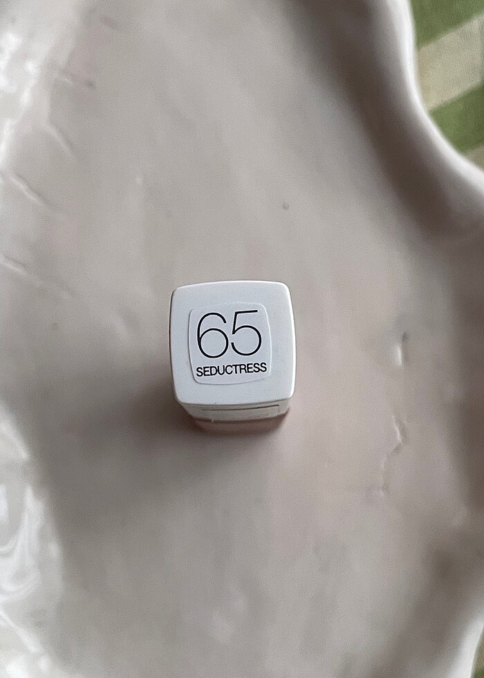 Maybelline New York Super Stay Matte Ink Unnude Likit Mat Ruj 65 - Görsel 3