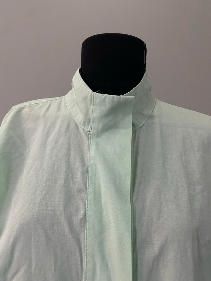 Yüksek Yakalı Gömlek - Görsel 2