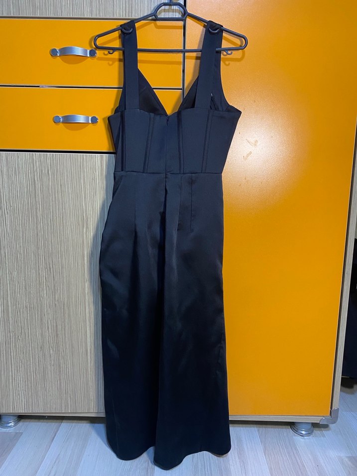 Siyah Korseli Kadın Abiye - Görsel 5