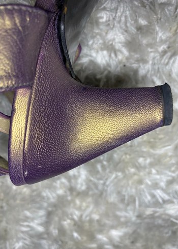 Minik topuklu ayakkabı - Görsel 3