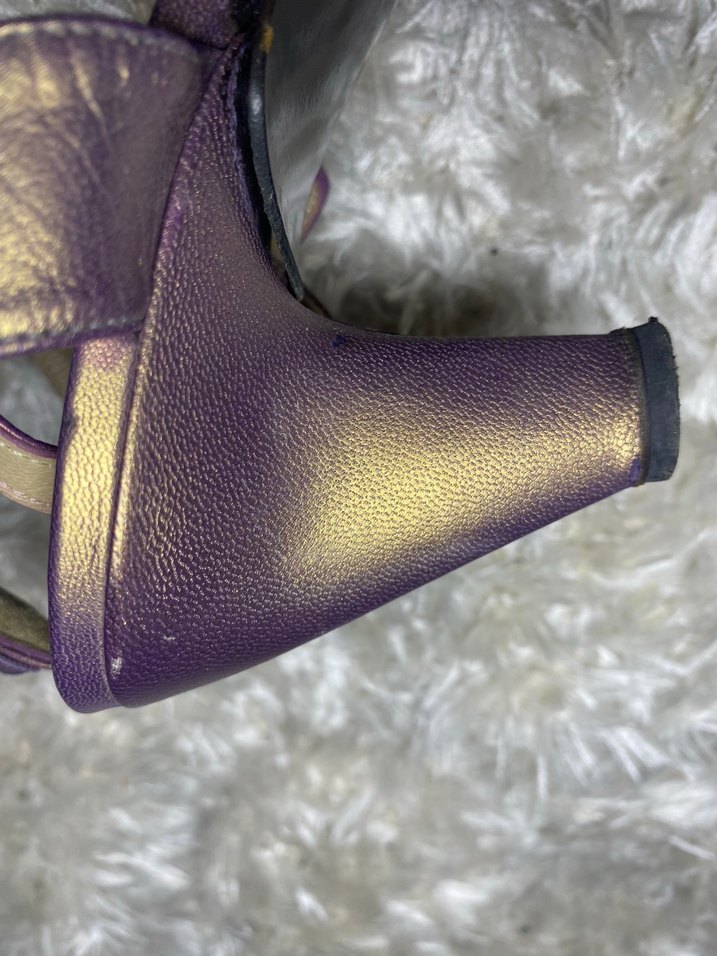 Minik topuklu ayakkabı - Görsel 3