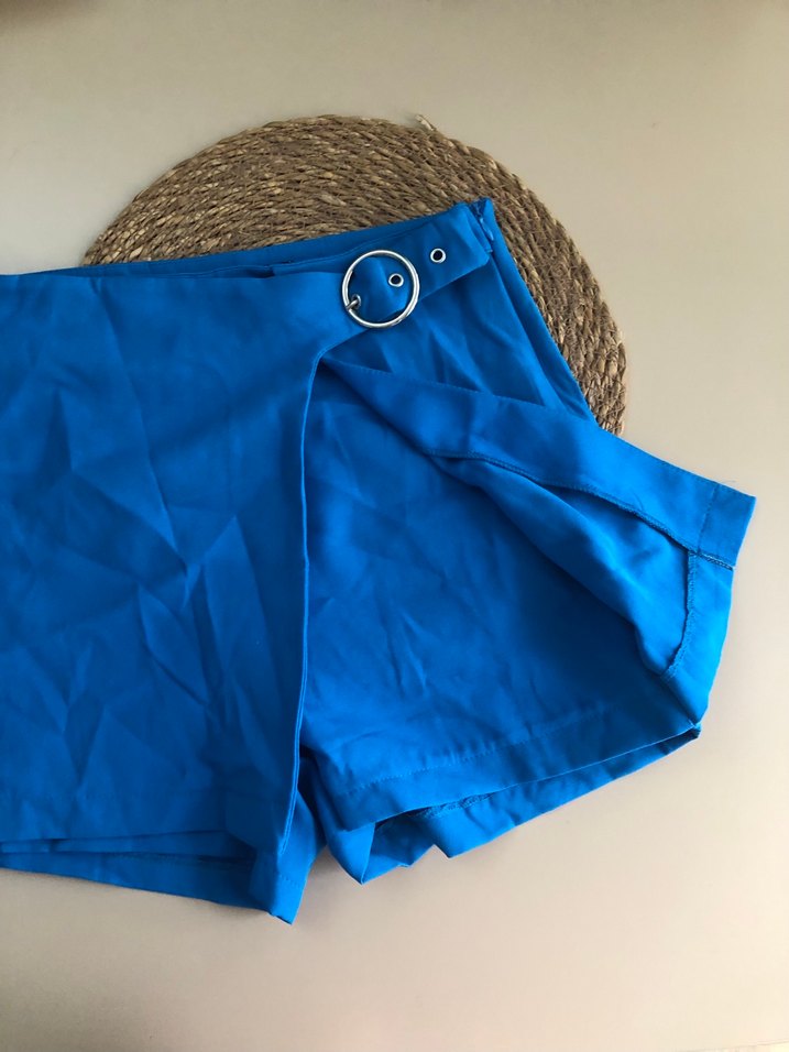 Kadın Mavi Yüksek Bel Kemerli Mini Şort - Görsel 2