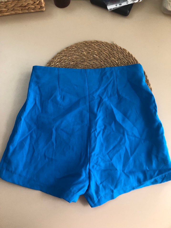 Kadın Mavi Yüksek Bel Kemerli Mini Şort - Görsel 4