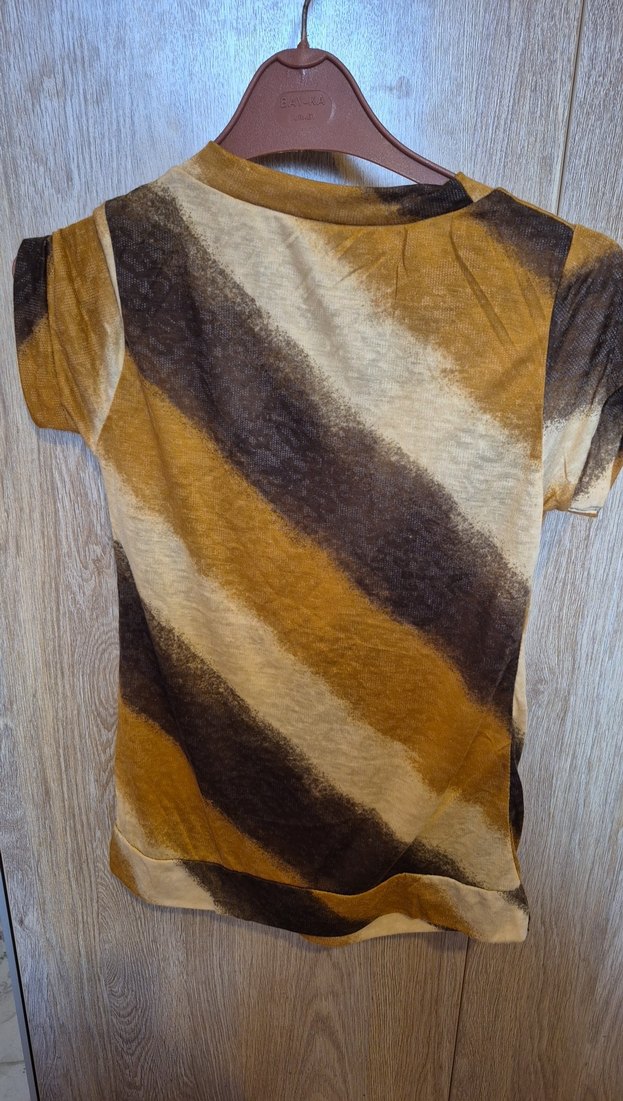 V Yaka Kısa Kollu Bohem Hamile Tişörtü - Görsel 3