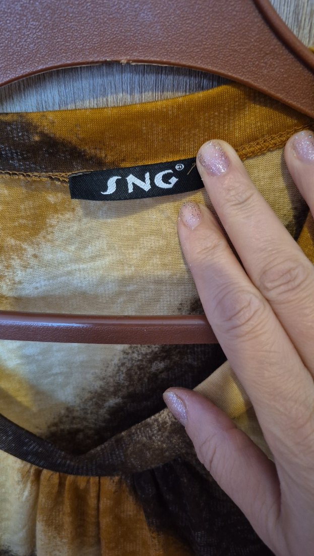 V Yaka Kısa Kollu Bohem Hamile Tişörtü - Görsel 2