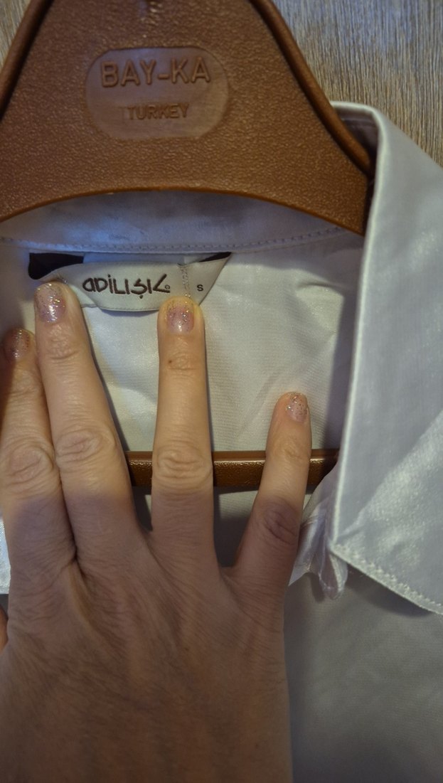 Beyaz kısa kollu saten gömlek - Görsel 3