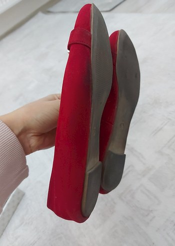 Kırmızı Süet Tokalı Kadın Babet - Görsel 4