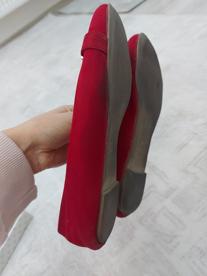 Kırmızı Süet Tokalı Kadın Babet - Görsel 4