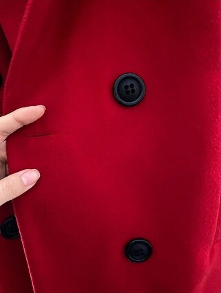 Kırmızı Çift Düğmeli Kadın Kaban - Görsel 3