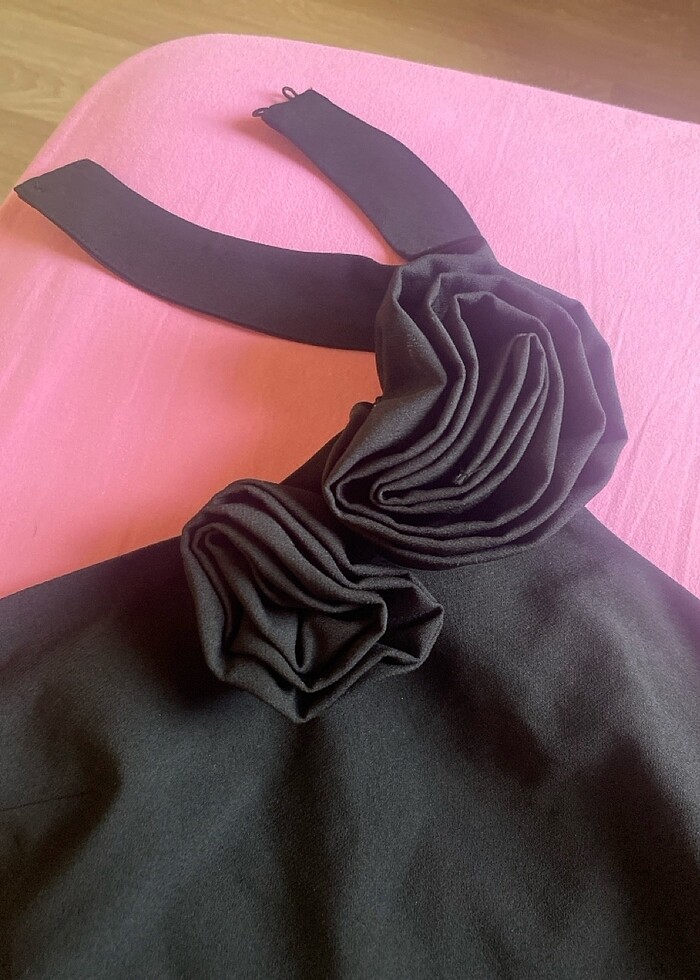 Gül detay bluz - Görsel 4