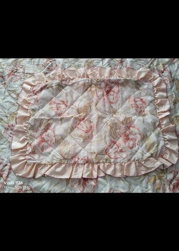 VİNTAGE SATEN Pastel Çiçek Desenli Yatak Örtüsü - Görsel 3