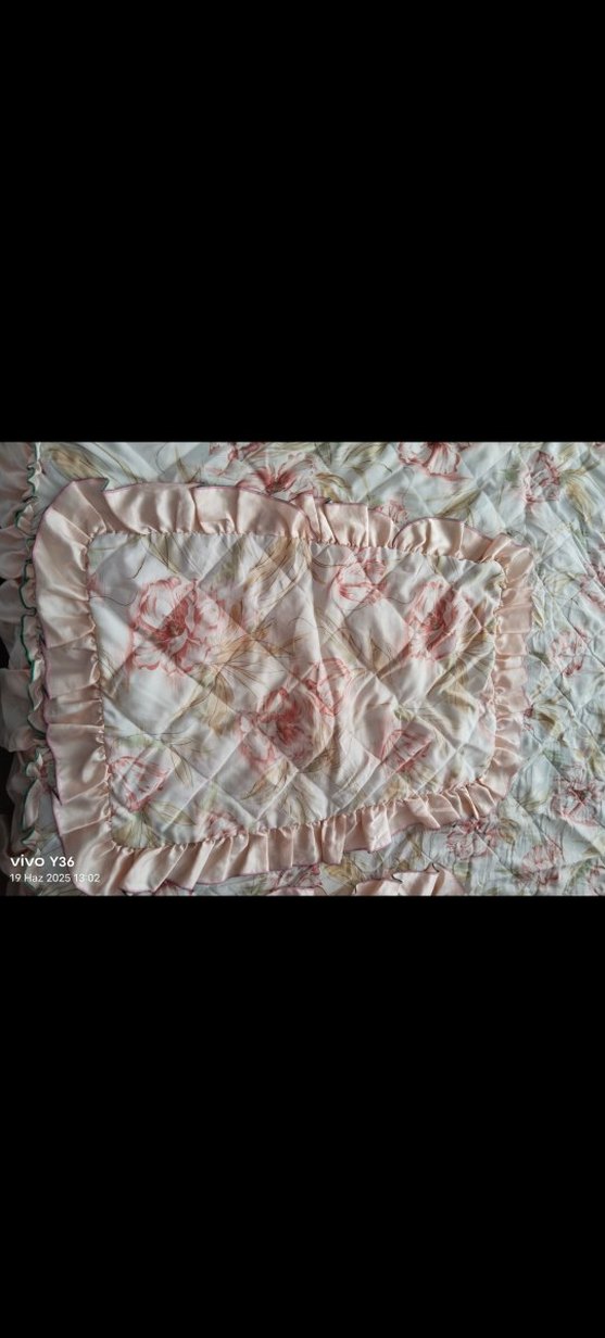 VİNTAGE SATEN Pastel Çiçek Desenli Yatak Örtüsü - Görsel 4