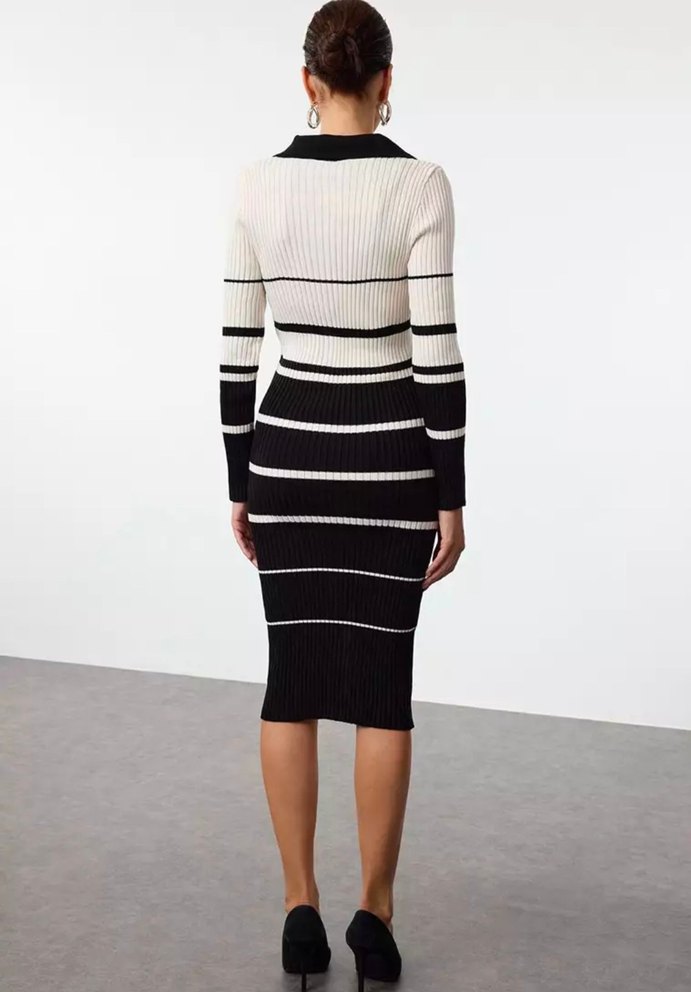 Çizgili Uzun Kollu Triko Midi Elbise - Görsel 3