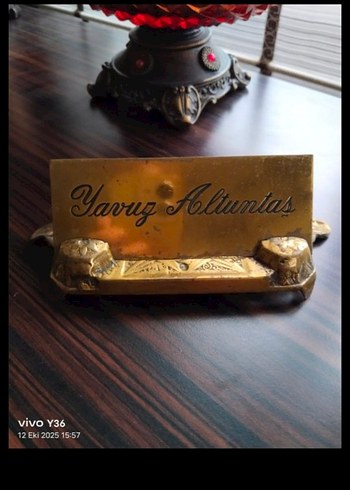 Antik Döküm Pirinç Masa İsimliği - Görsel 3