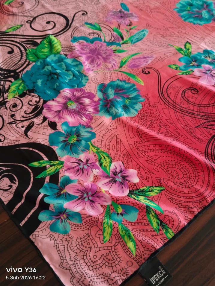 İpekçe ipek eşarp - Görsel 3