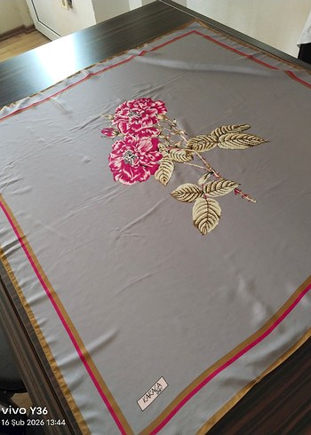 Karaca Sport Saten İpek Eşarp - Görsel 8