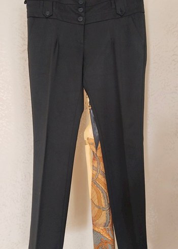 KÜBRA KALIN VE ESNEK KUMAŞ PANTOLON - Görsel 4