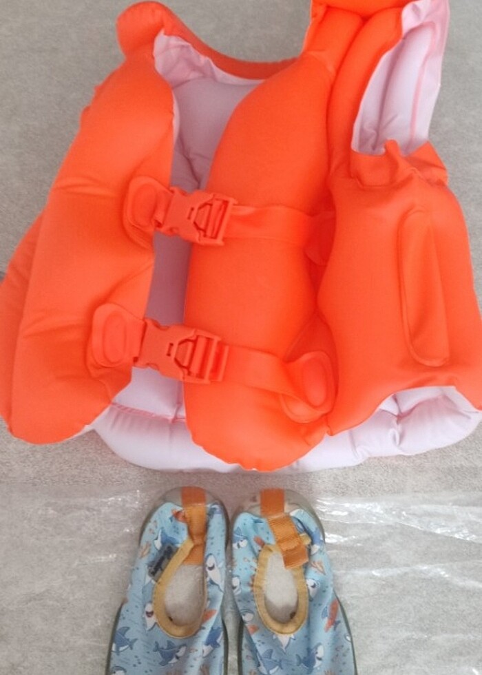 Çocuk yüzme takımı  - Görsel 2