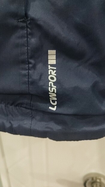 LC Waikiki LCW içi polar kapşonlu bayan mont